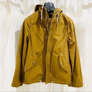 H&M Men’s Hooded Lightweight Jacket in Mustard